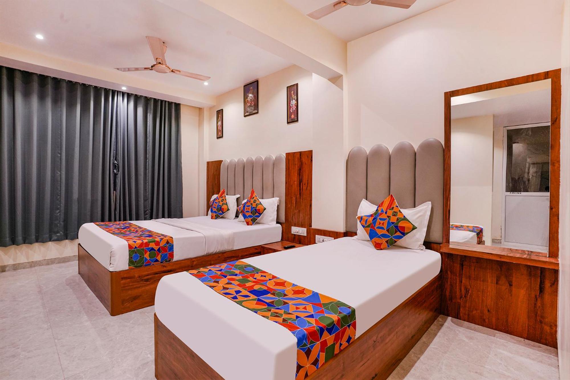 Fabexpress Utsav Residency - Nr Panvel Hotel Jamb Ngoại thất bức ảnh