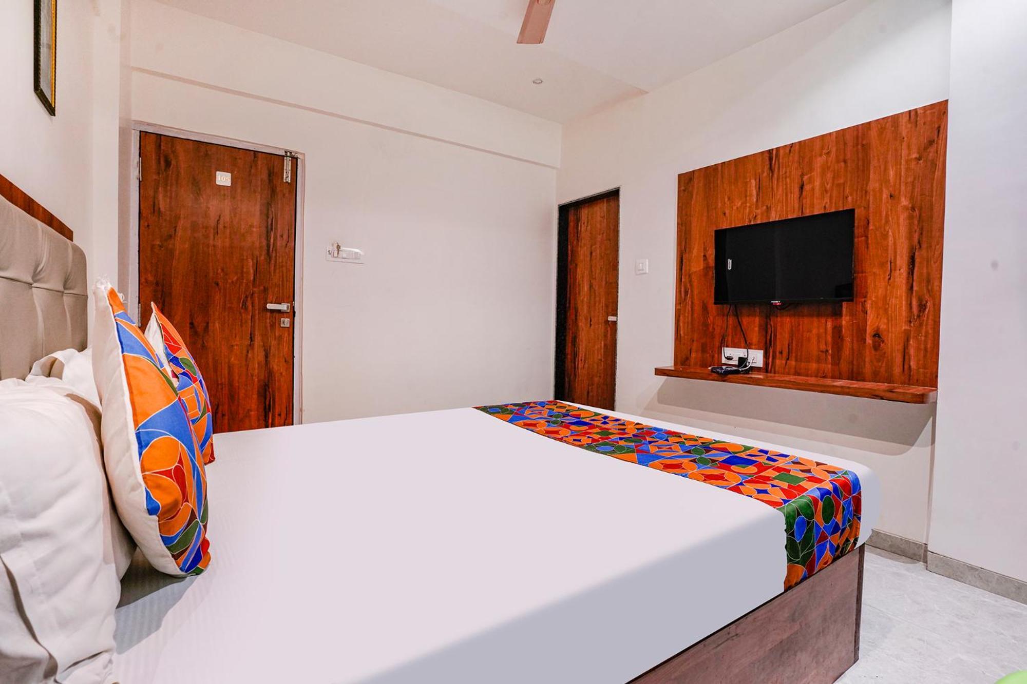 Fabexpress Utsav Residency - Nr Panvel Hotel Jamb Ngoại thất bức ảnh